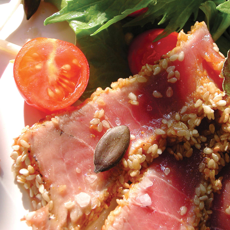 Smoked tuna fillet with wood chips – hot and cold smoking techniques