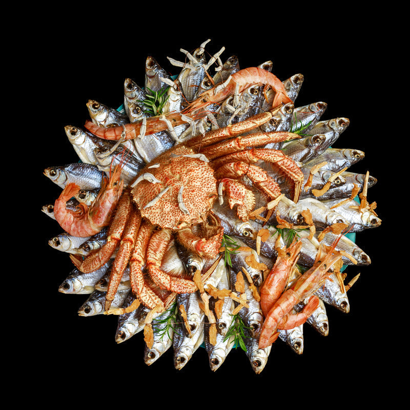 Scenic red crabbing spots in Washington including Birch Bay, Deception Pass, and Neah Bay