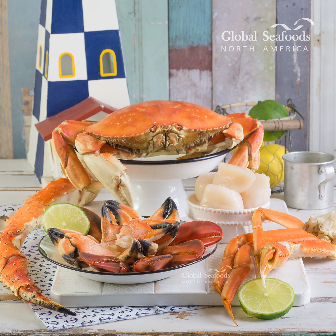 Selection of Fresh Alaskan King Crab and Snow Crab at Global Seafoods